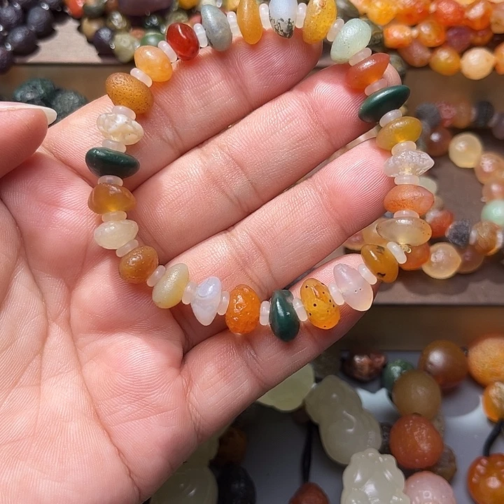 阿拉善彩玛瑙手串