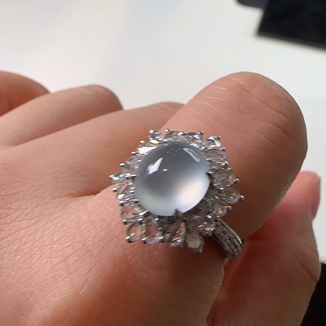 翡翠18K金镶嵌戒指天然翡翠