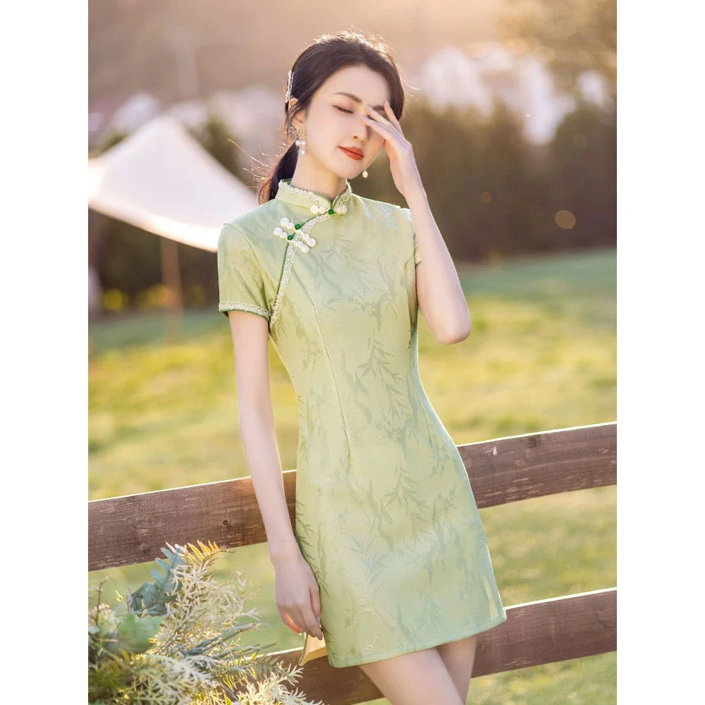 绿色旗袍小个子新款2025新中式夏季连衣裙改良年轻款少女学生短款