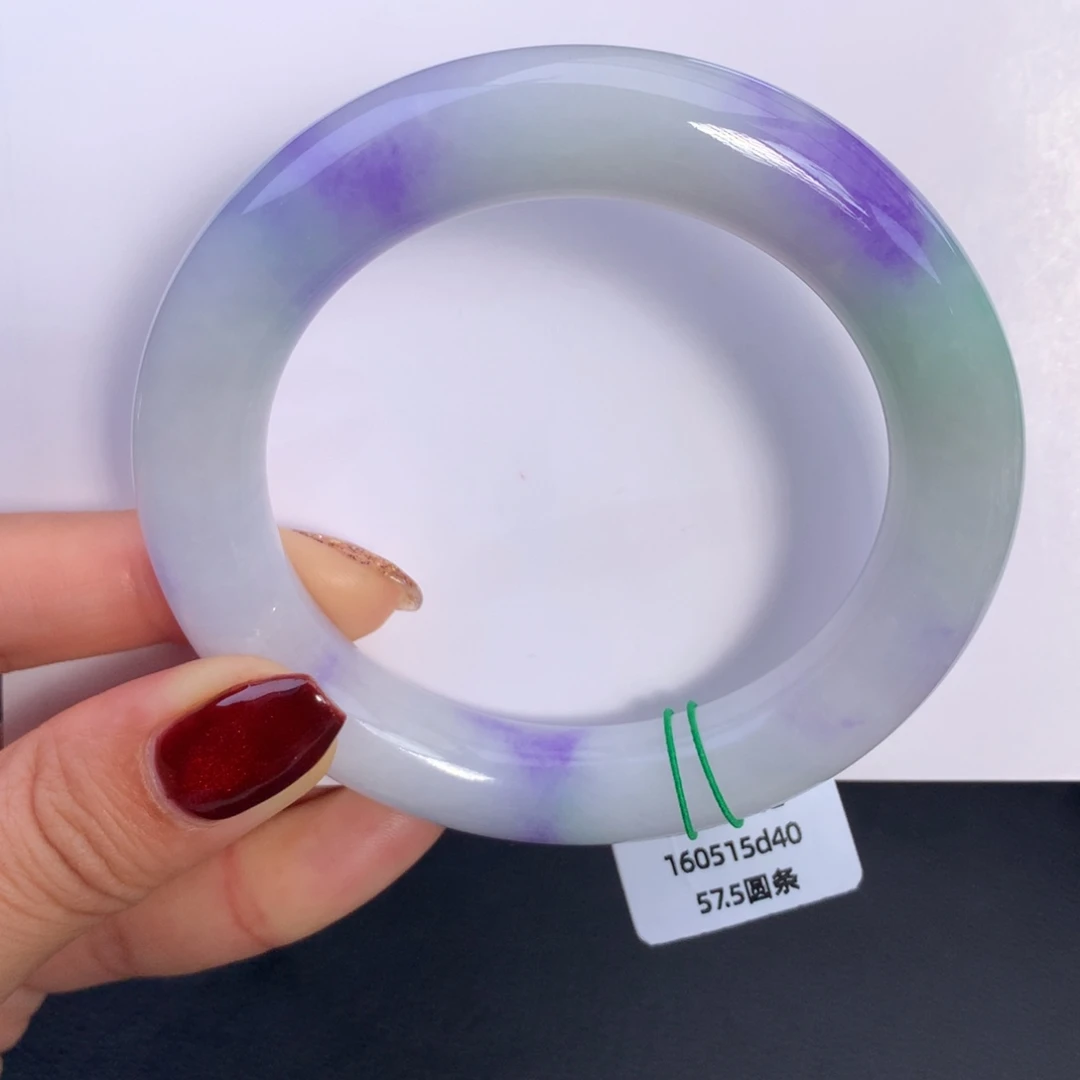 翡翠未镶嵌手镯牛奶底妖紫圆条手镯