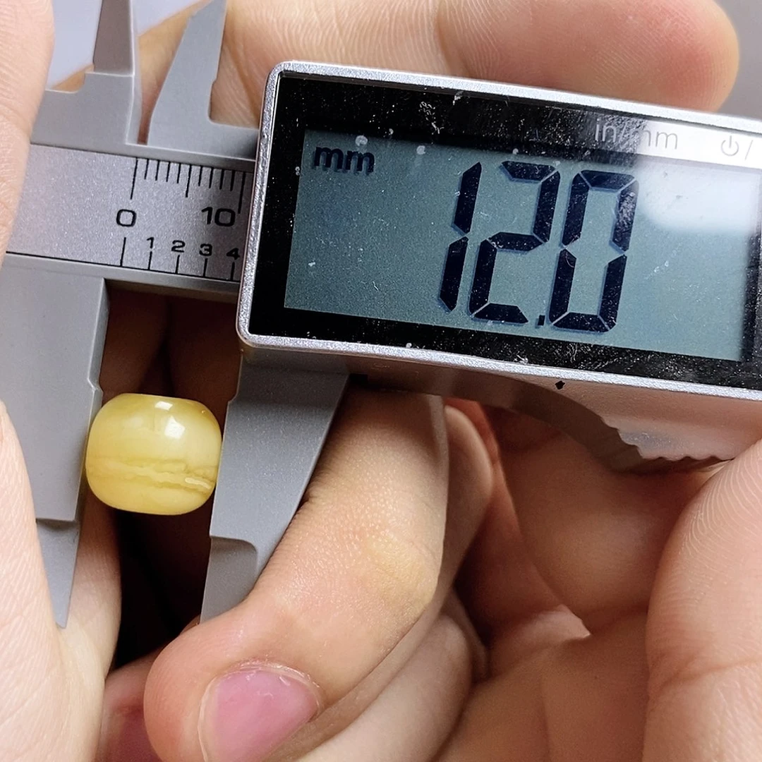 未镶嵌吊坠(不含链)蜜蜡