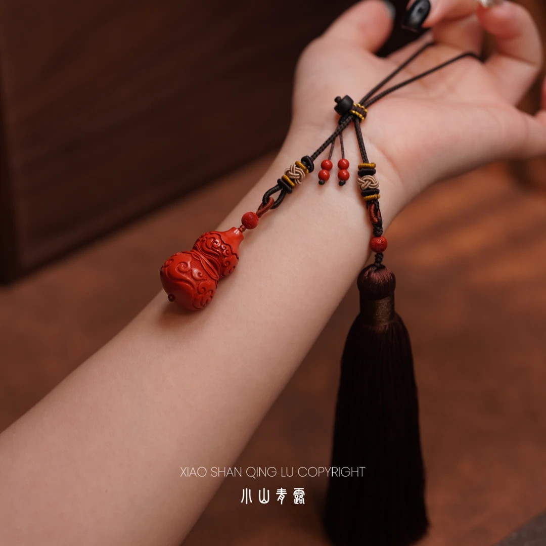 含辰砂工艺品【W2206】高含量朱砂祥云葫芦流苏车挂 长度30cm可调节
