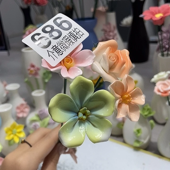 陶瓷纯手工捏花设计