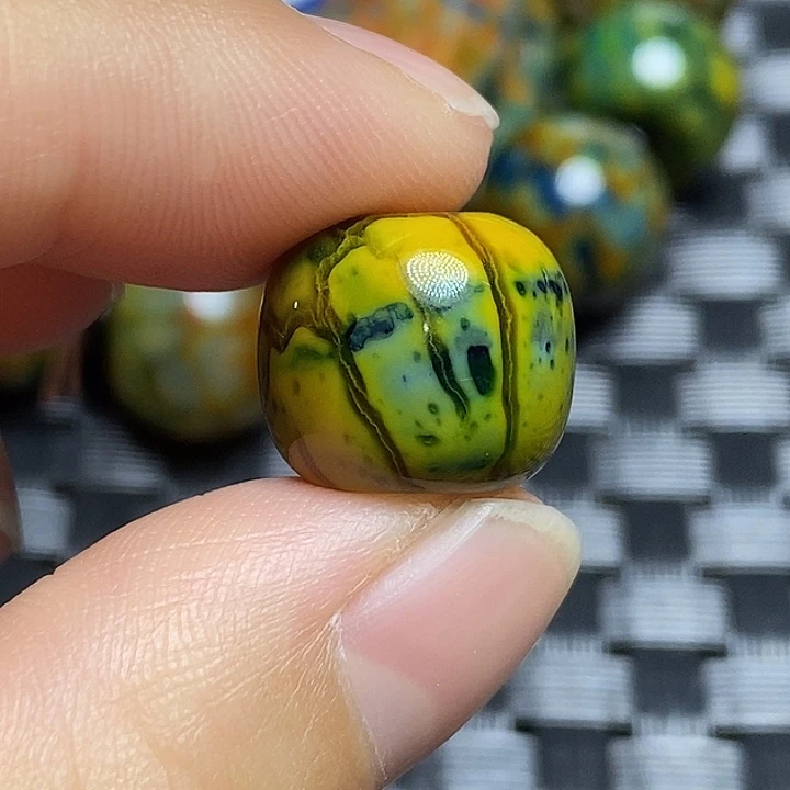 马***顺玛瑙/玉髓未镶嵌颈饰