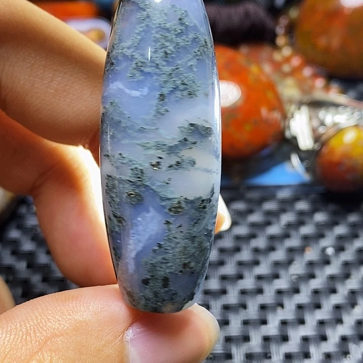 傲***。玛瑙/玉髓未镶嵌颈饰