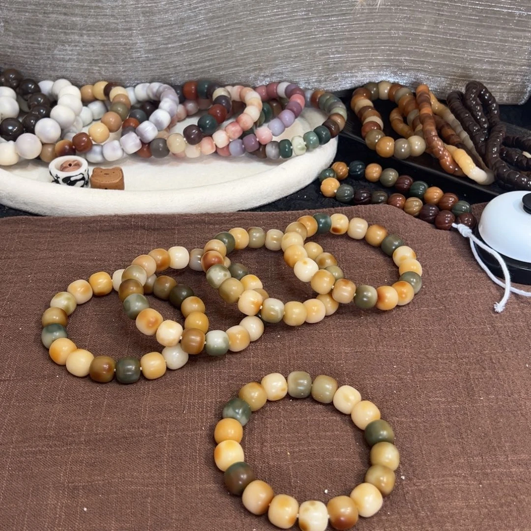 吊坠菩提根/象牙果秋霜卡14