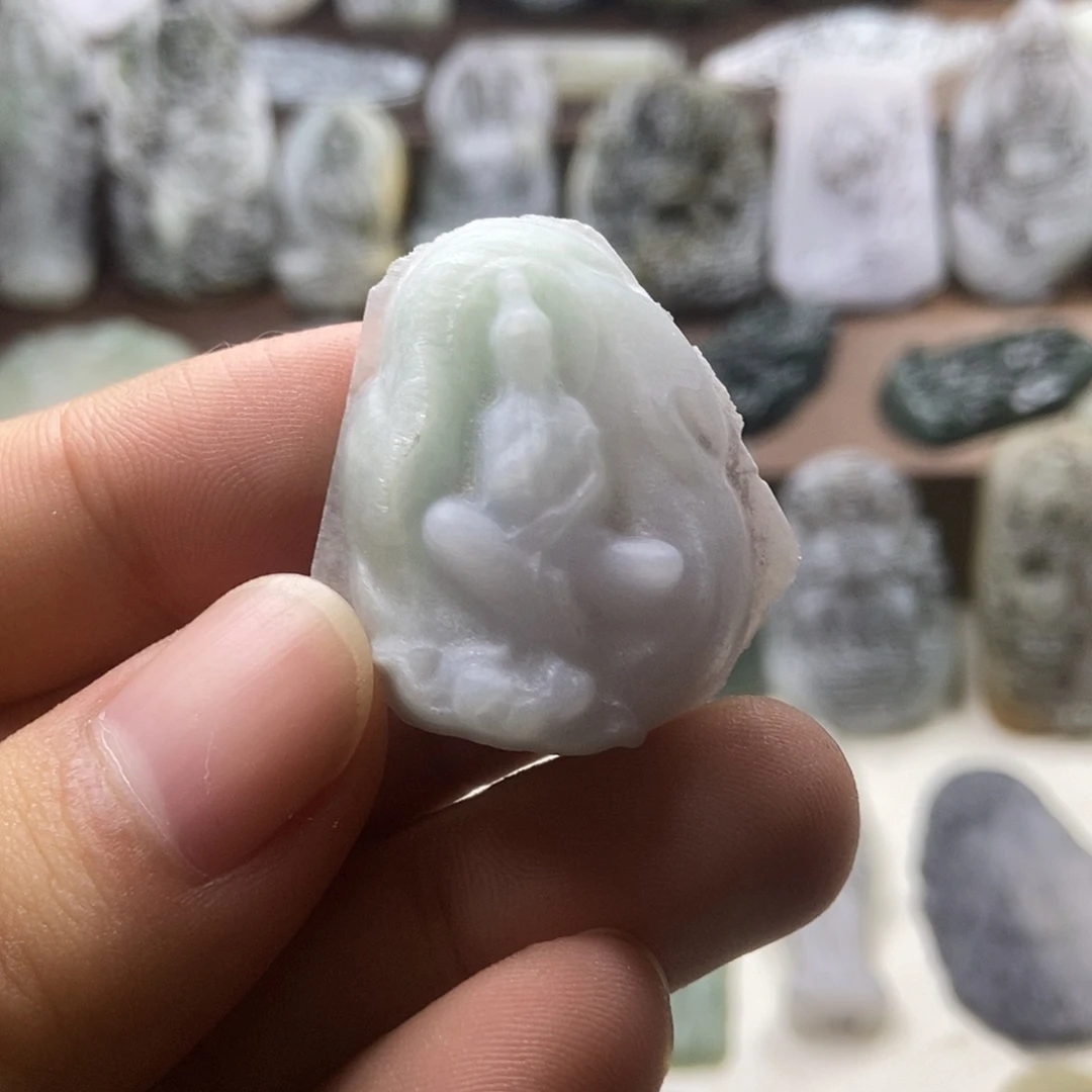 定制翡翠未镶嵌翡翠