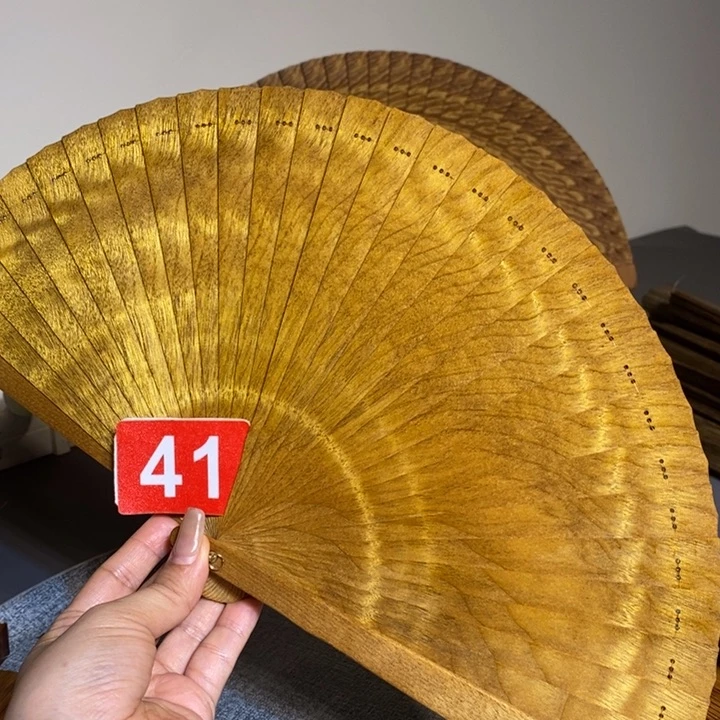 金丝楠红*豆金丝楠木扇子