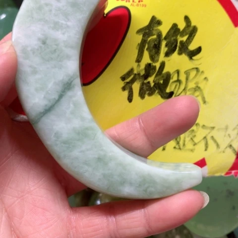 蛇纹石玉手把件未镶嵌