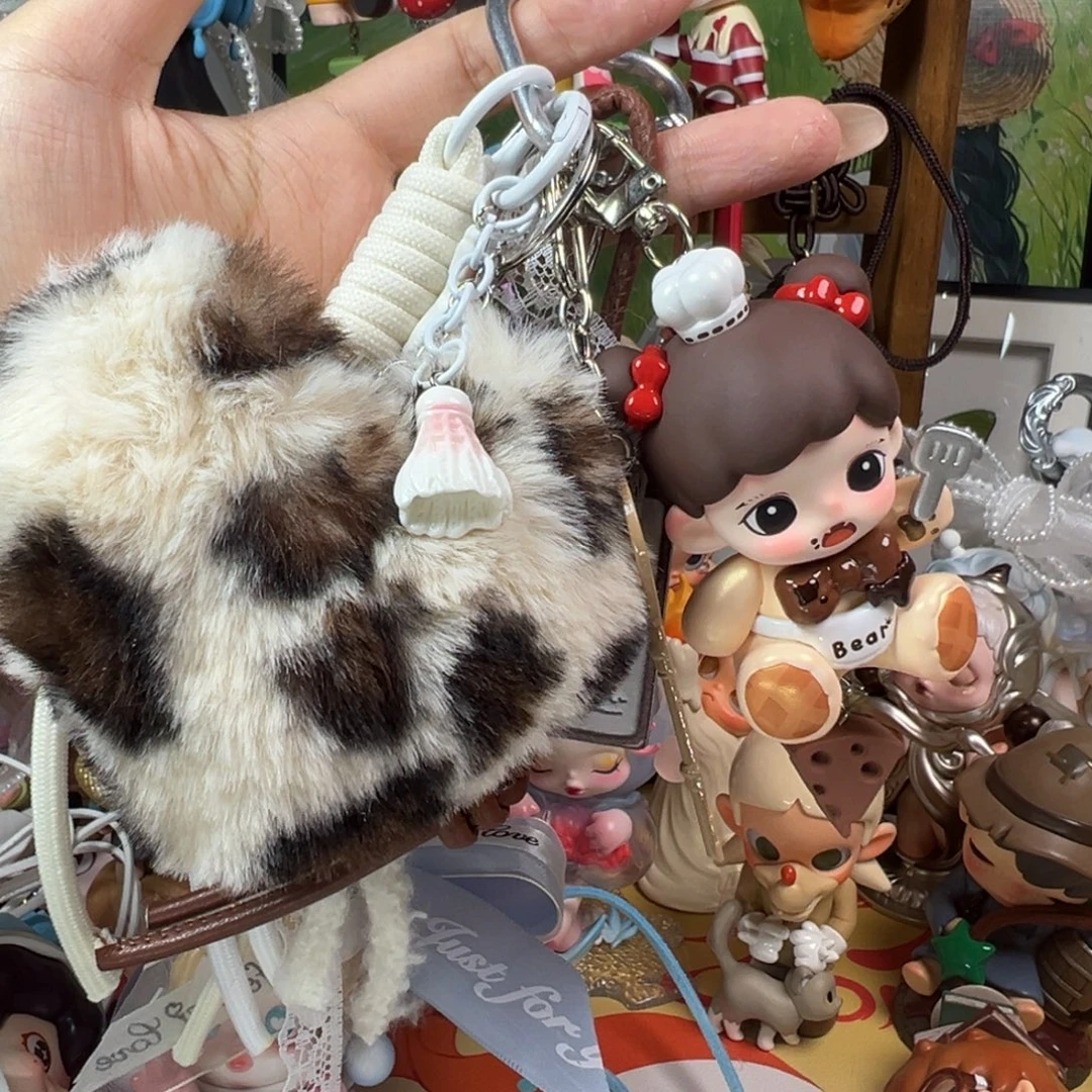 树脂非金属黑巧小熊