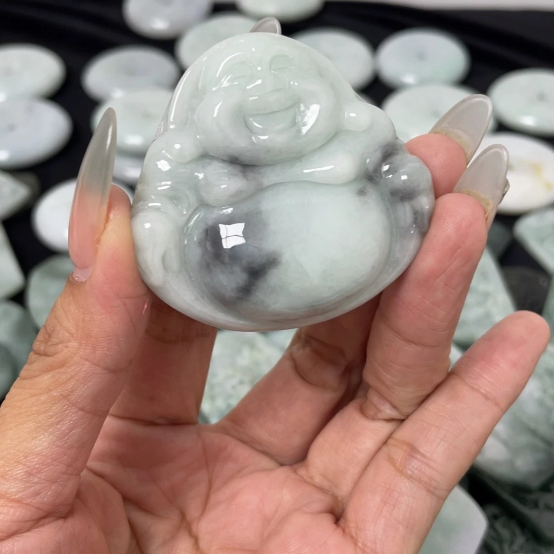 翡翠未镶嵌颈饰佛公