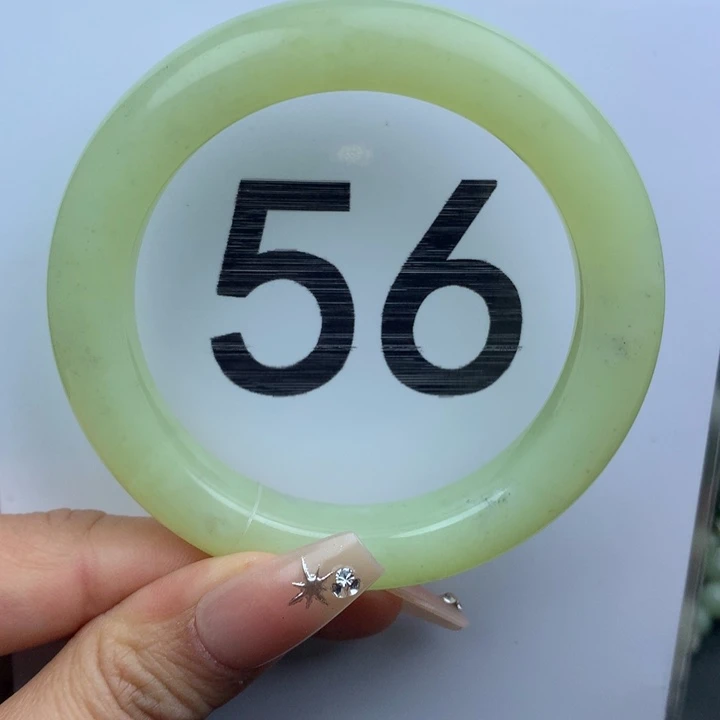 未镶嵌手镯和田玉80