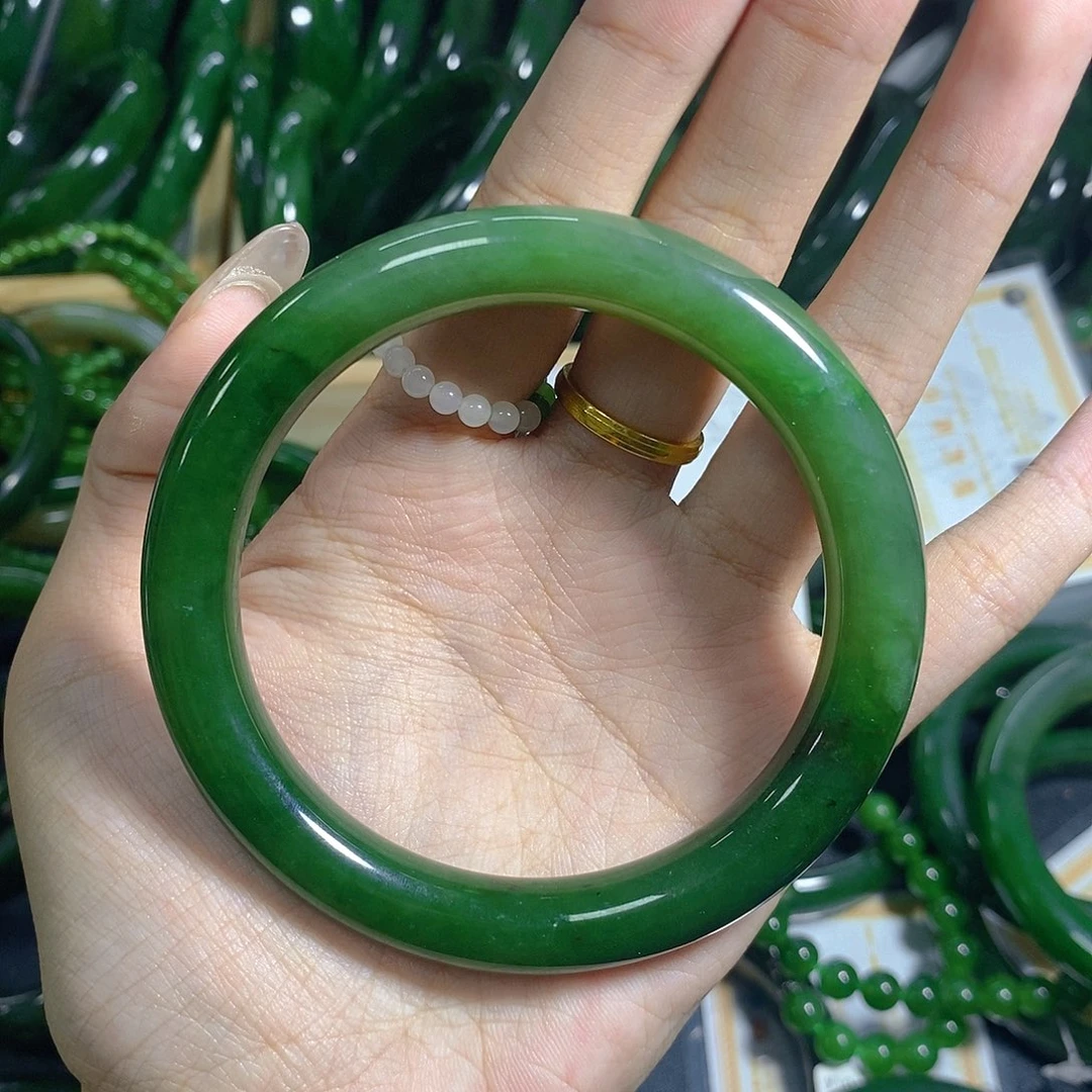 丰***玲未镶嵌手链和田玉（糖玉）