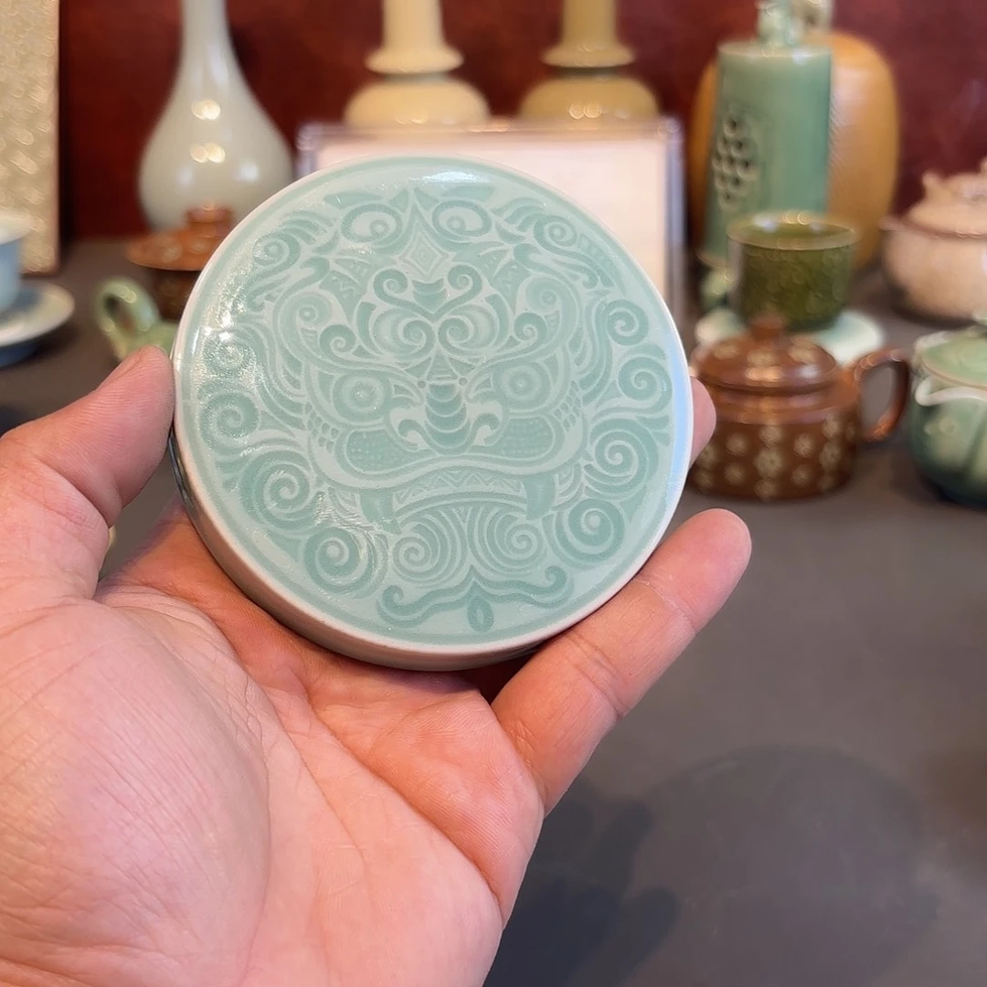 瓷片龙泉青瓷福利青瓷