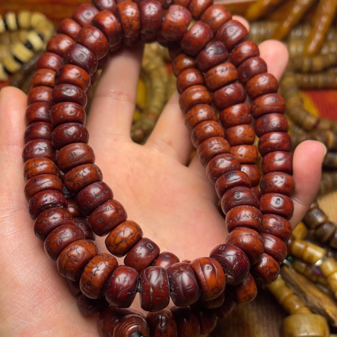 大叶紫檀（黑酸枝木类）