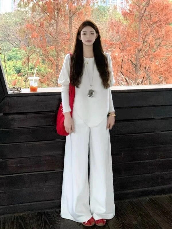 2025春季新款韩系女装穿搭蝙蝠袖奶fufu白色长袖针织衫阔腿裤套装