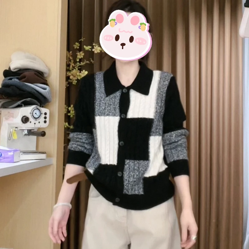 2025冬季新款韩系格纹翻领单排扣毛衣女时尚宽松显瘦休闲减龄上衣