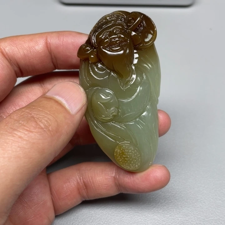 和田玉吊坠(不含链)未镶嵌D****?