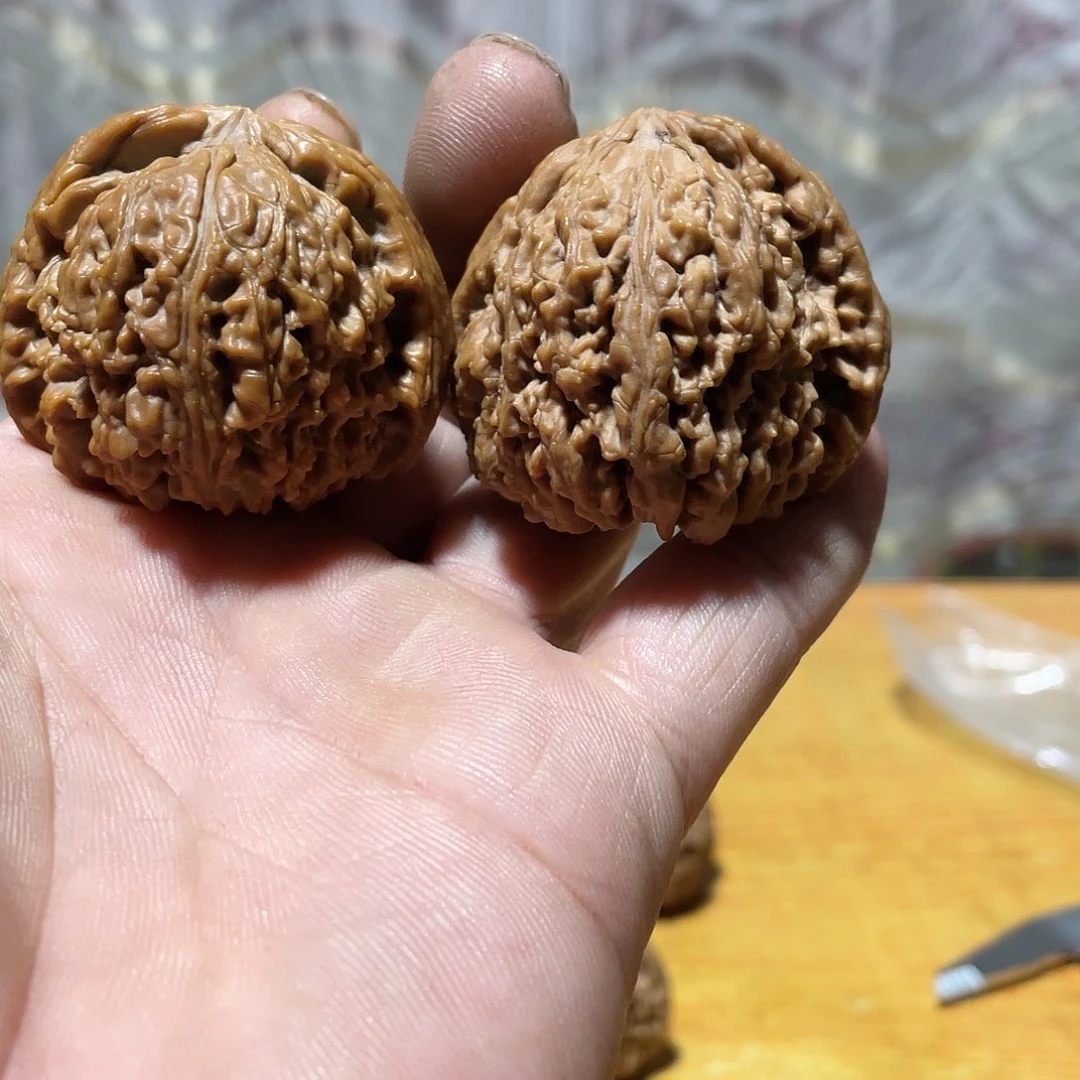 桃核吊坠人**趟文玩核桃南将石