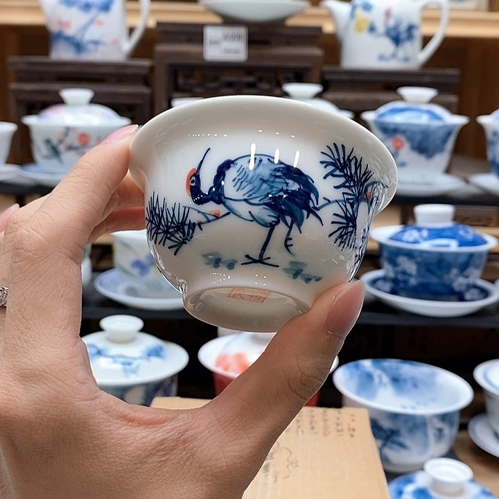 纯手绘松鹤延年压手杯85cc釉下彩微瑕福利款