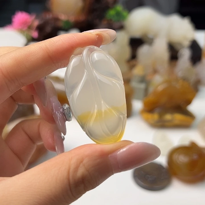 玛瑙/玉髓颈饰未镶嵌