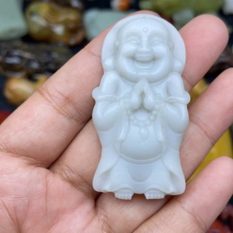 和田玉未镶嵌颈饰80