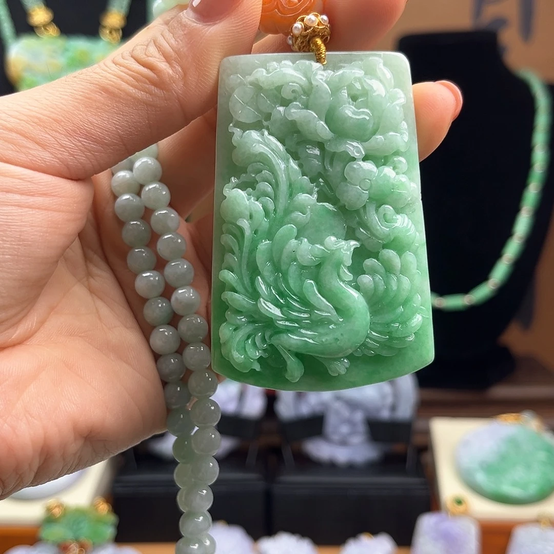 翡翠未镶嵌颈饰天然翡翠