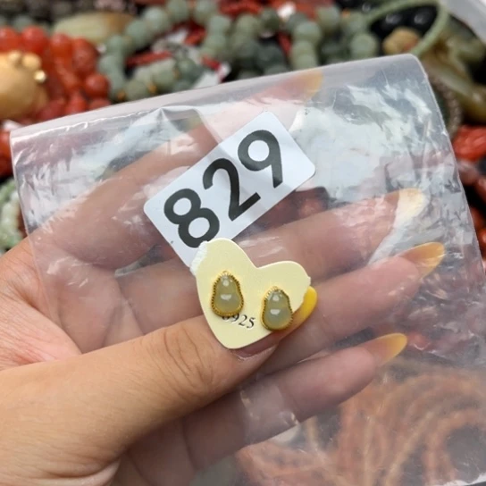 未镶嵌手链翡翠翡翠