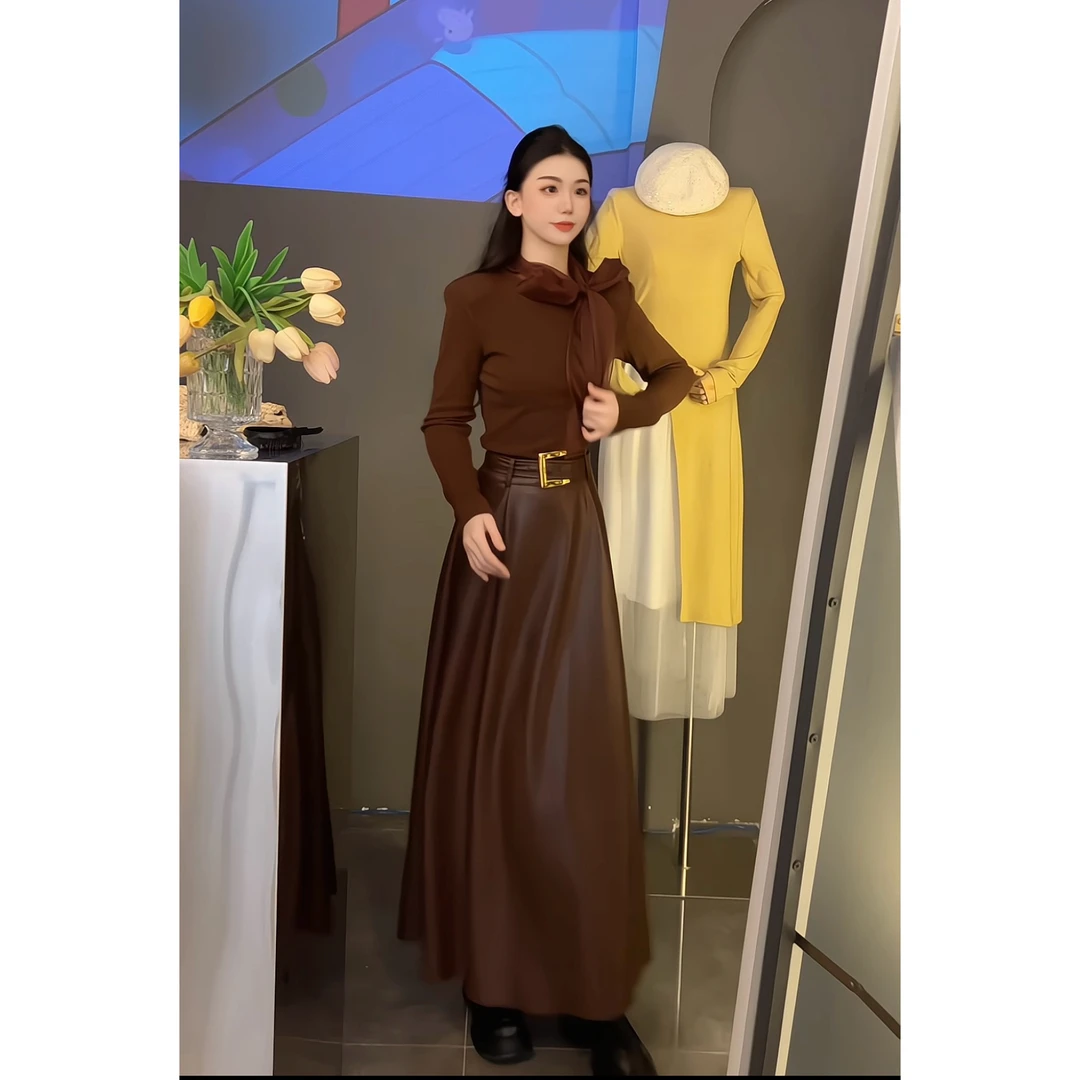 2025年秋冬网红新款时尚套装裙女复古蝴蝶结打底衫+皮U半身长裙