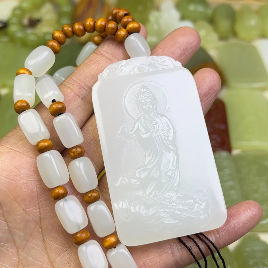 新疆昆仑山料观音