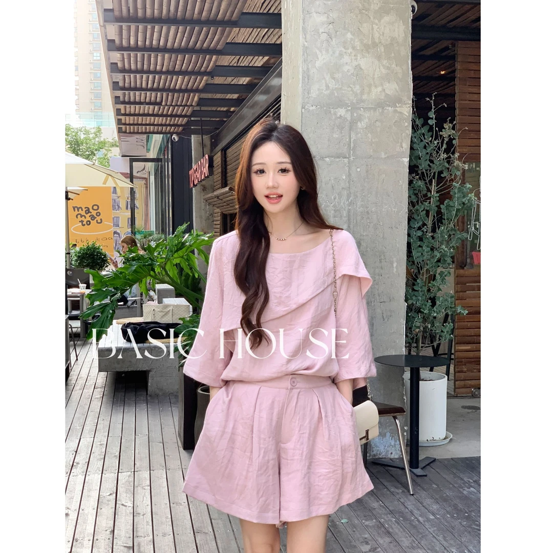 Basic House/百家好新款欧若风高定设计感气质显瘦百搭两件套TS