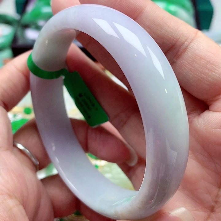 翡翠未镶嵌手镯翡翠