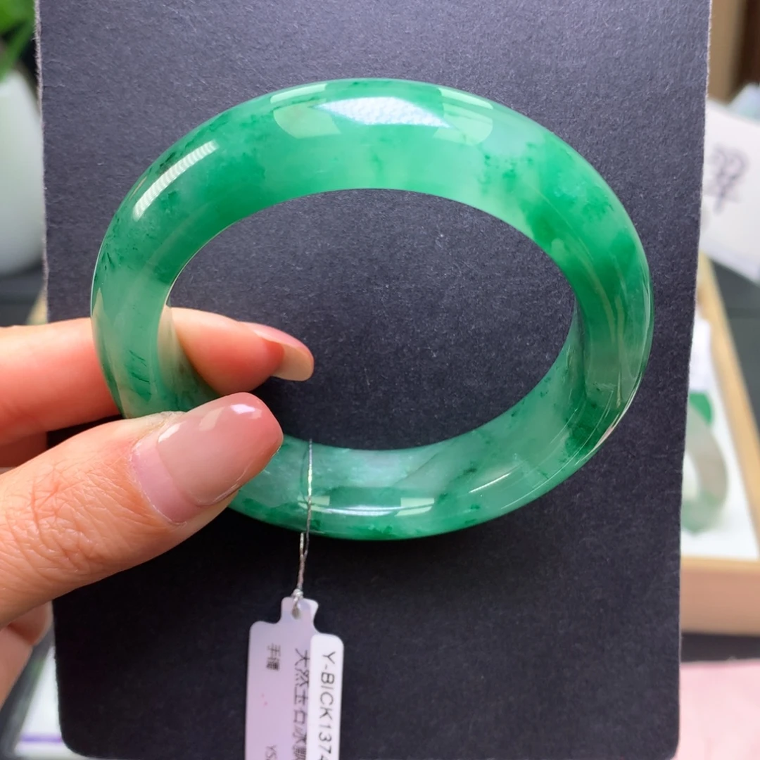 石英质玉（非洲翠）未镶嵌手镯5657轮胎飘花