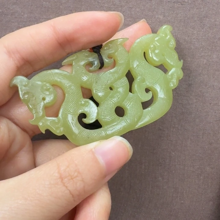 未镶嵌和田玉挂件