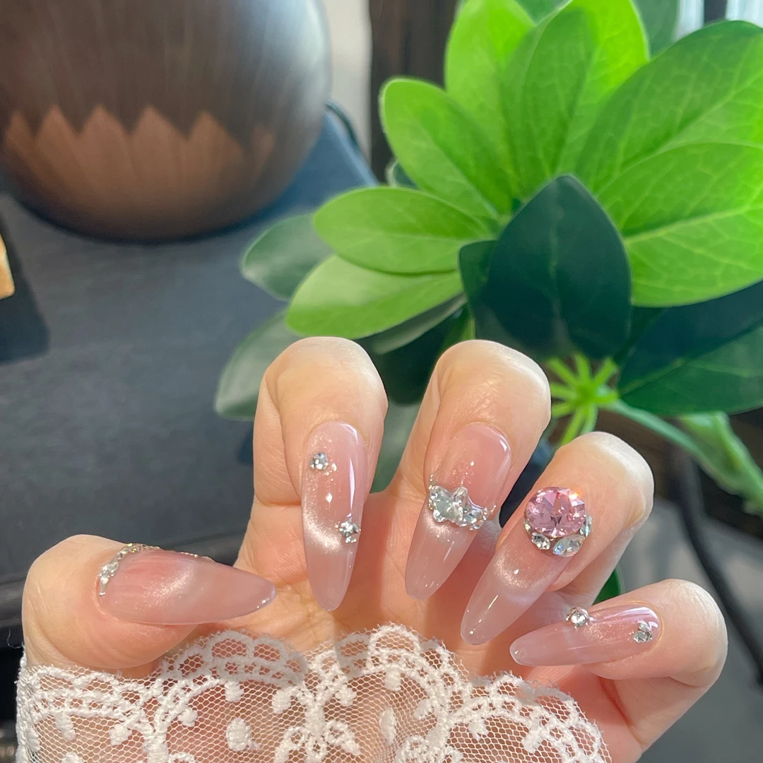 巴仑美【桃枝气泡】设计师 桃枝少女可重复穿戴美甲 施家华子钻