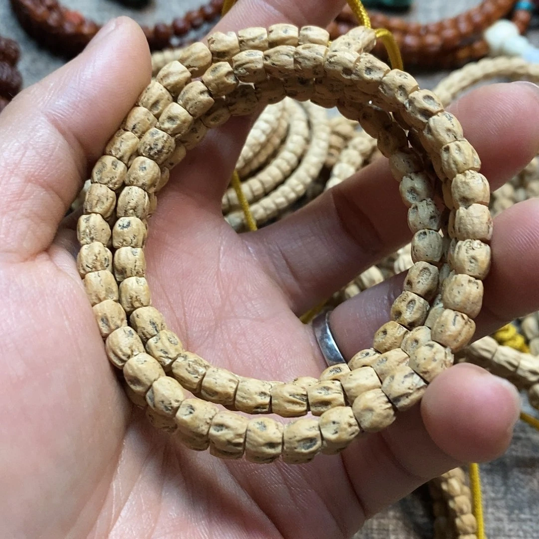 吊坠柏香籽/百香籽热振粉油皮方块鬼