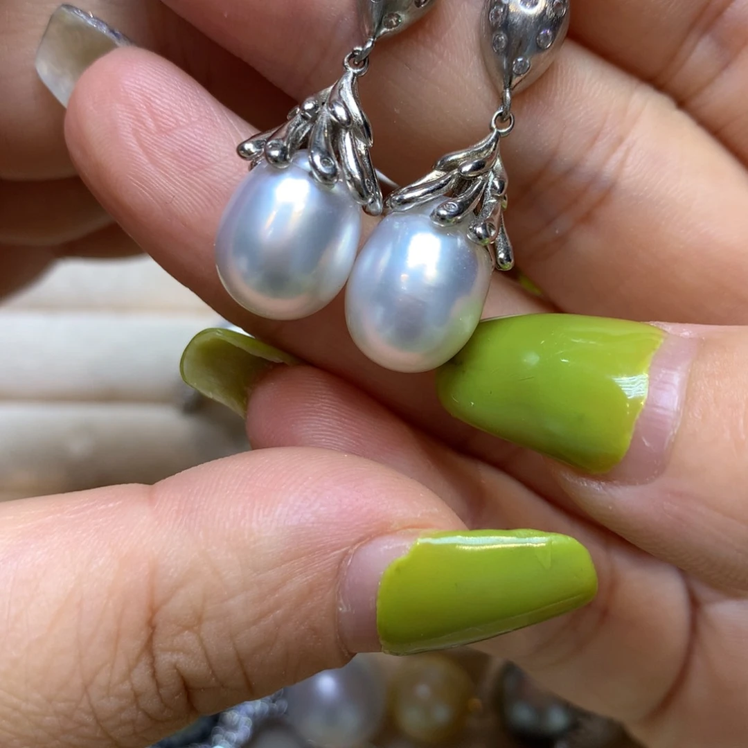 银S925镶嵌海水珍珠耳饰