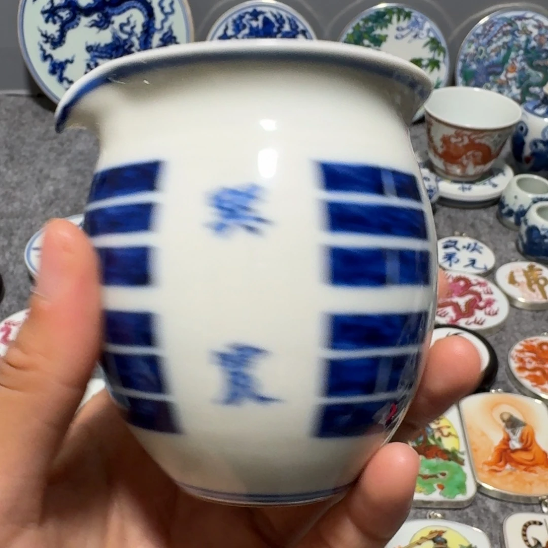 瓷片逸***室杯子一个一个