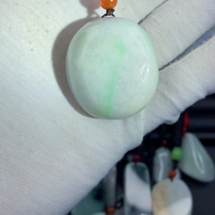 翡翠未镶嵌挂件片料