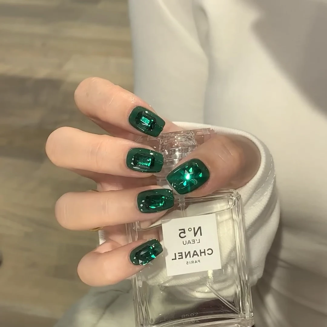 来财纯手工穿戴式光疗甲祖母绿色钻美甲高级轻奢春夏显白假指甲片