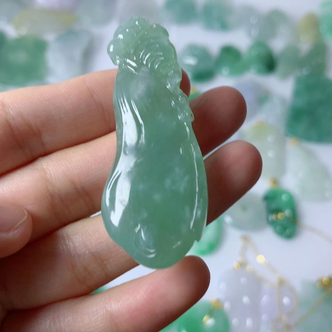 犀***丶翡翠未镶嵌颈饰翡翠88