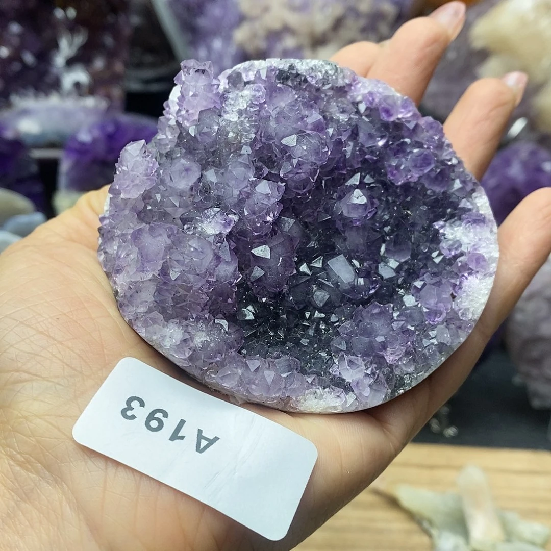 大型摆件（非配饰）未镶嵌水晶