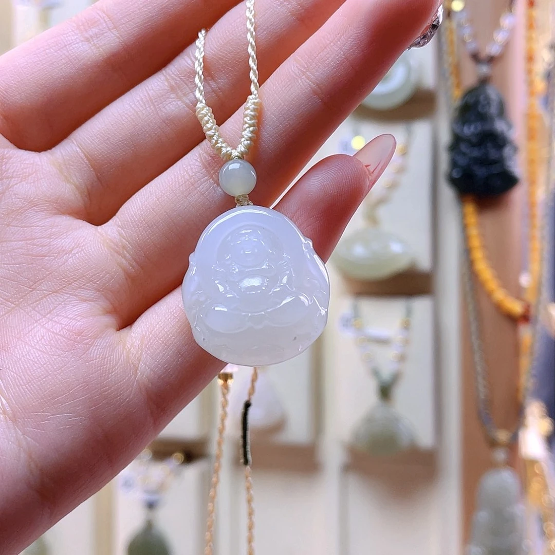 和田玉吊坠(赠链)未镶嵌浮***?