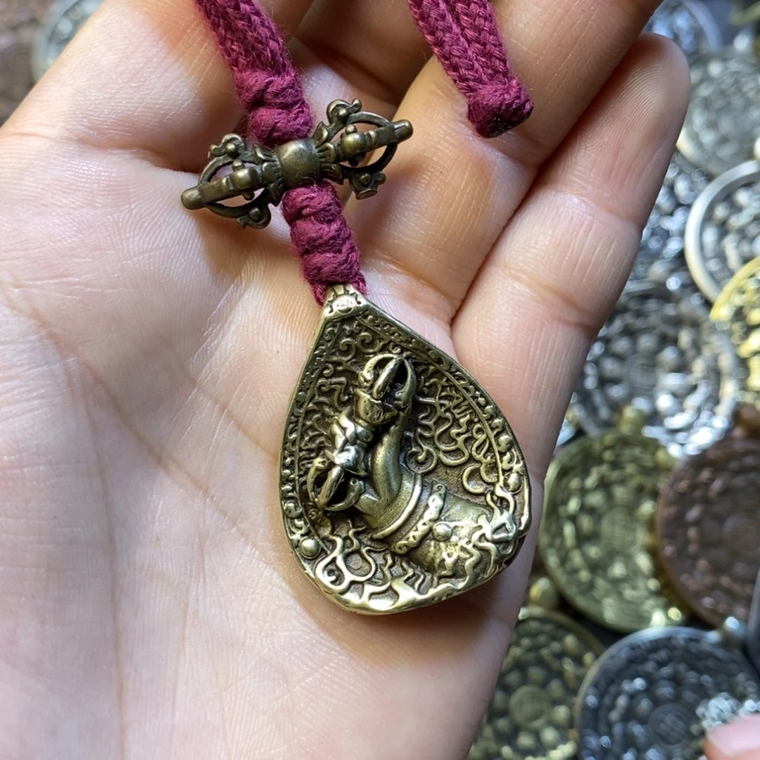 藏式金刚手牌子搭配