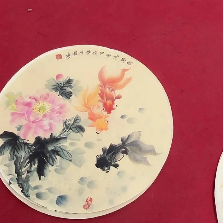 国画花鸟的翅膀和翅膀是一样长