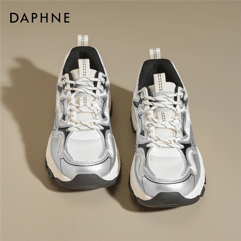 达芙妮运动鞋女2026新款春季厚底阿甘女鞋轻便休闲德训登山老爹鞋