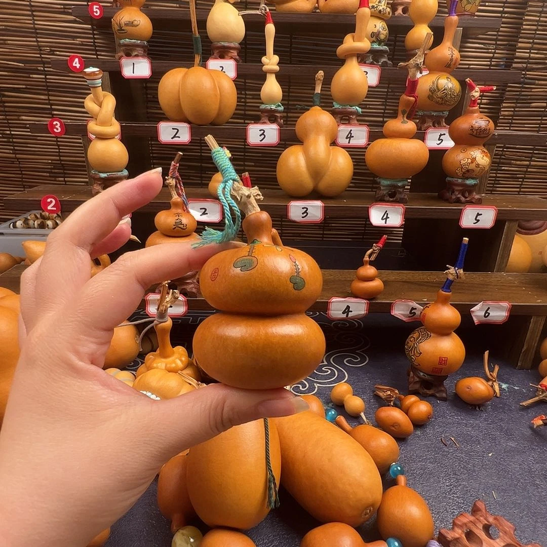 鞠***哈哈哈哈哈哈哈哈哈哈哈