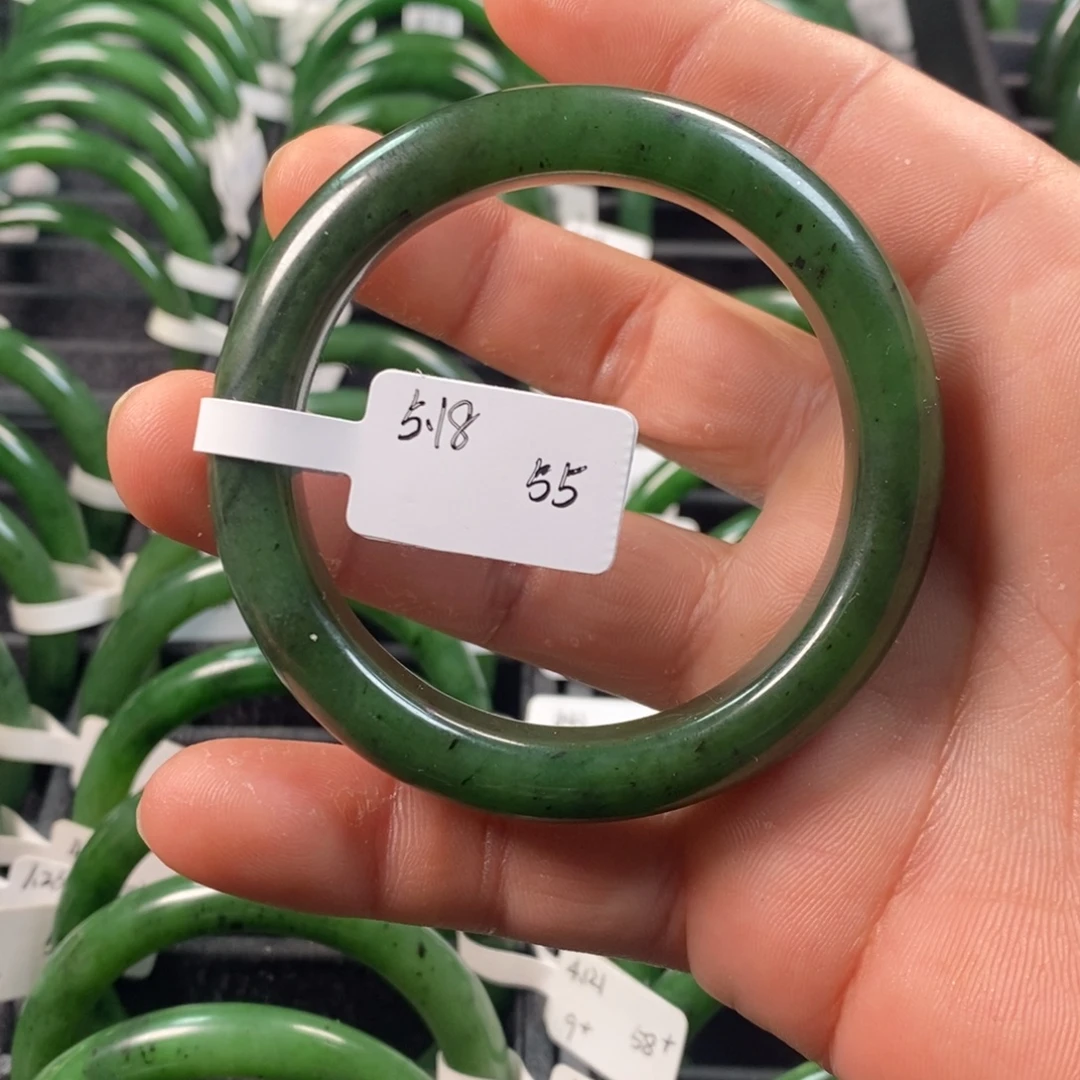 和田玉（碧玉）未镶嵌手镯55