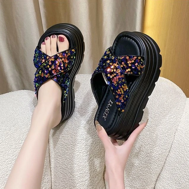 厚底亮片拖鞋女时尚外穿2025年夏季新款韩版增高8cm交叉松糕凉拖