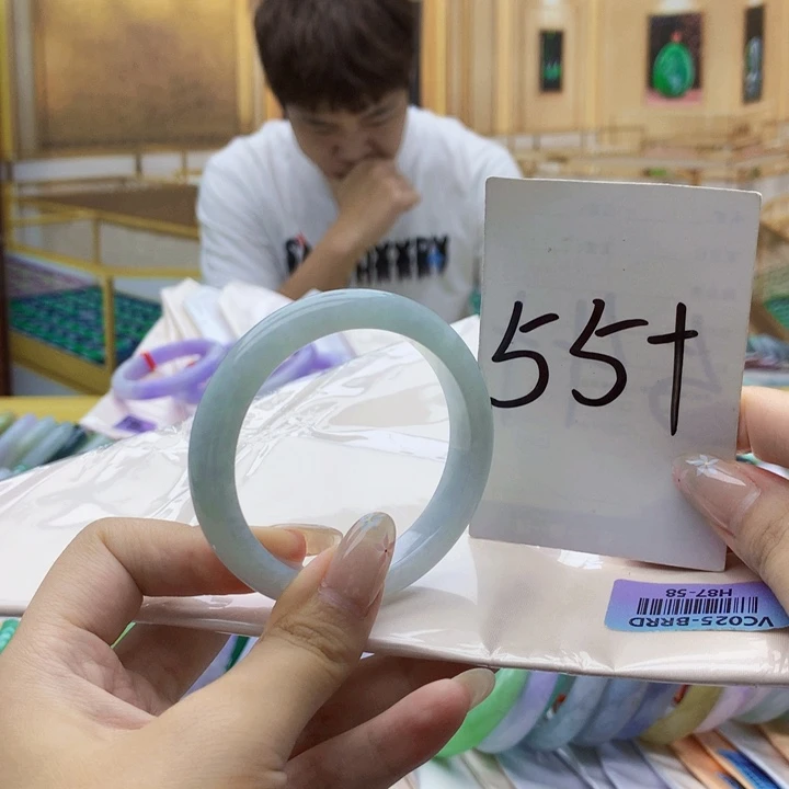 翡翠未镶嵌手镯00000……